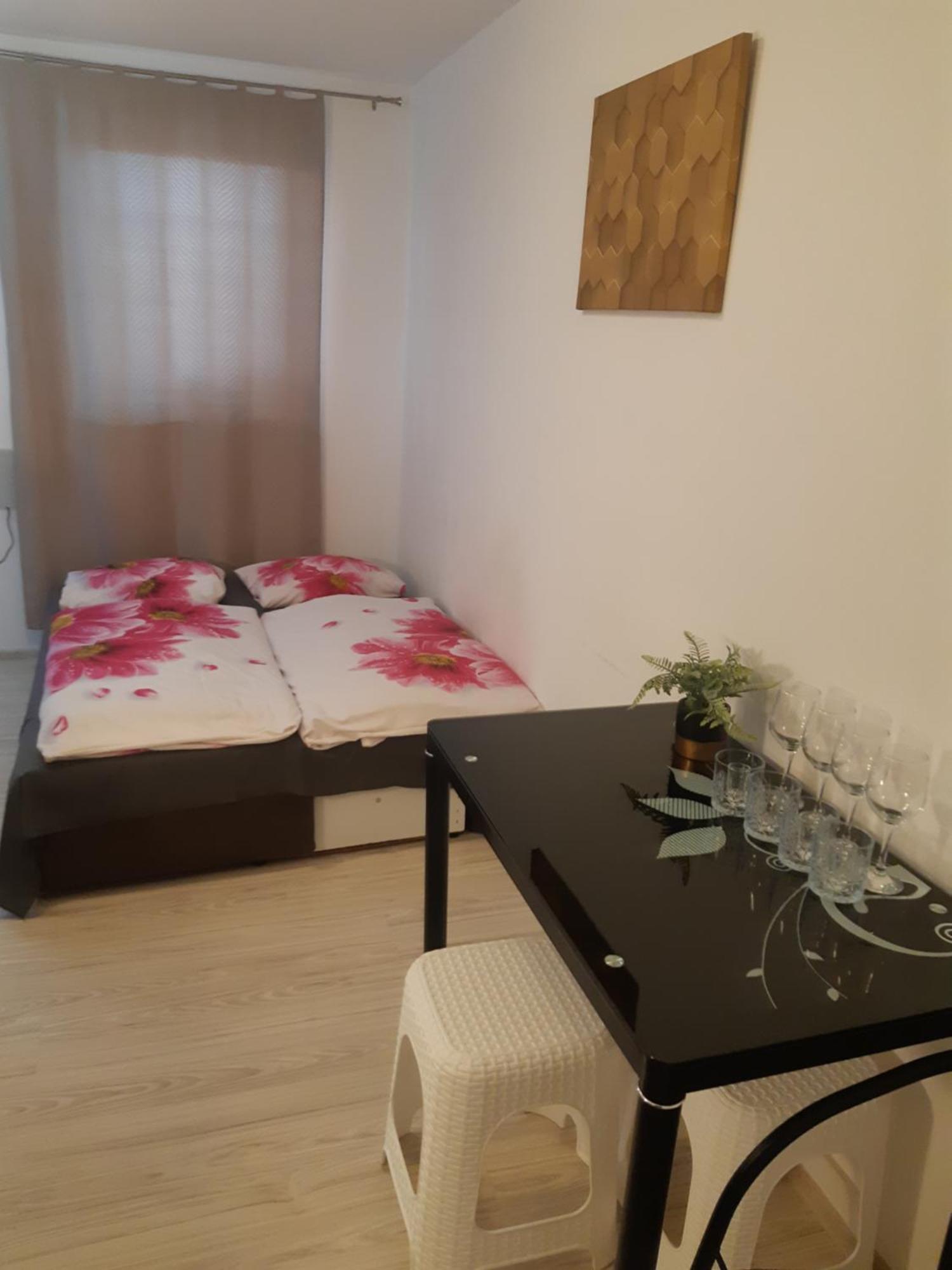 Apartment Pharamis Bešeňová Exterior foto